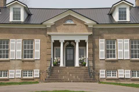 Maplehurst Manor & Carriage House